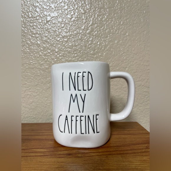 Rae Dunn By Magenta “ I NEED MY CAFFEINE” Ceramic Large Cup Mug Coffee Tea 20Oz - Picture 1 of 4